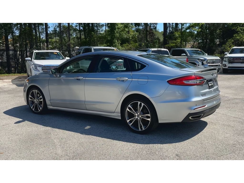 Used 2020  Ford Titanium image 6