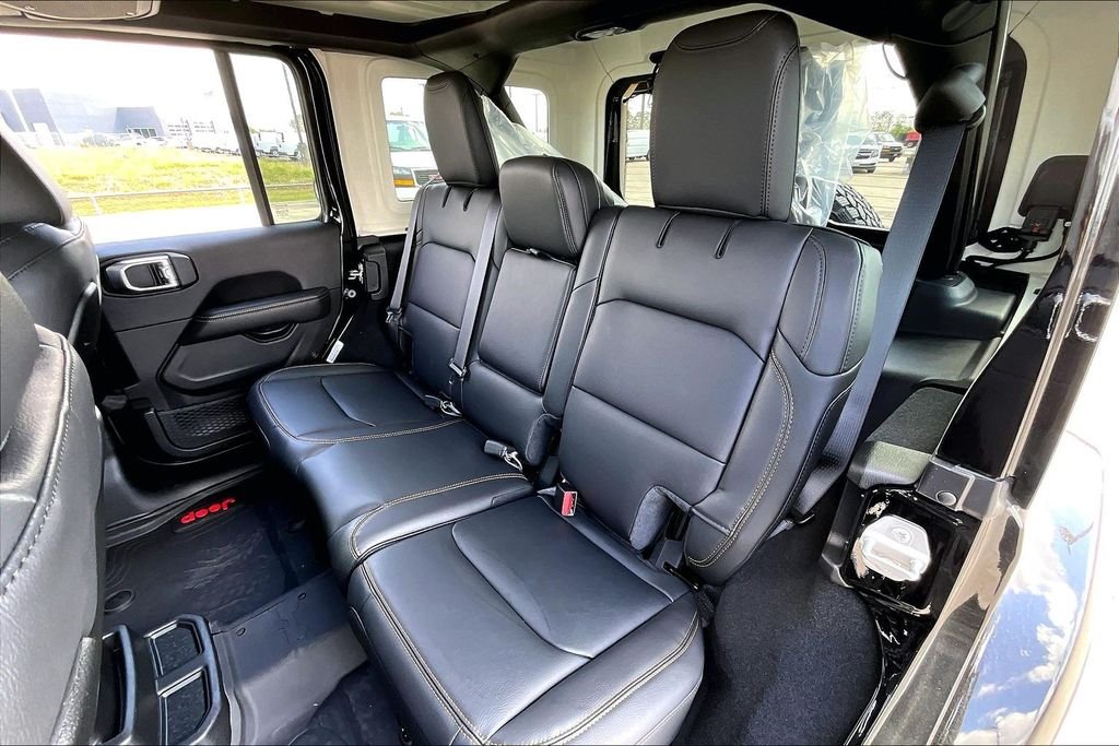 New 2026 Jeep Wrangler Sahara 4D Sport Utility