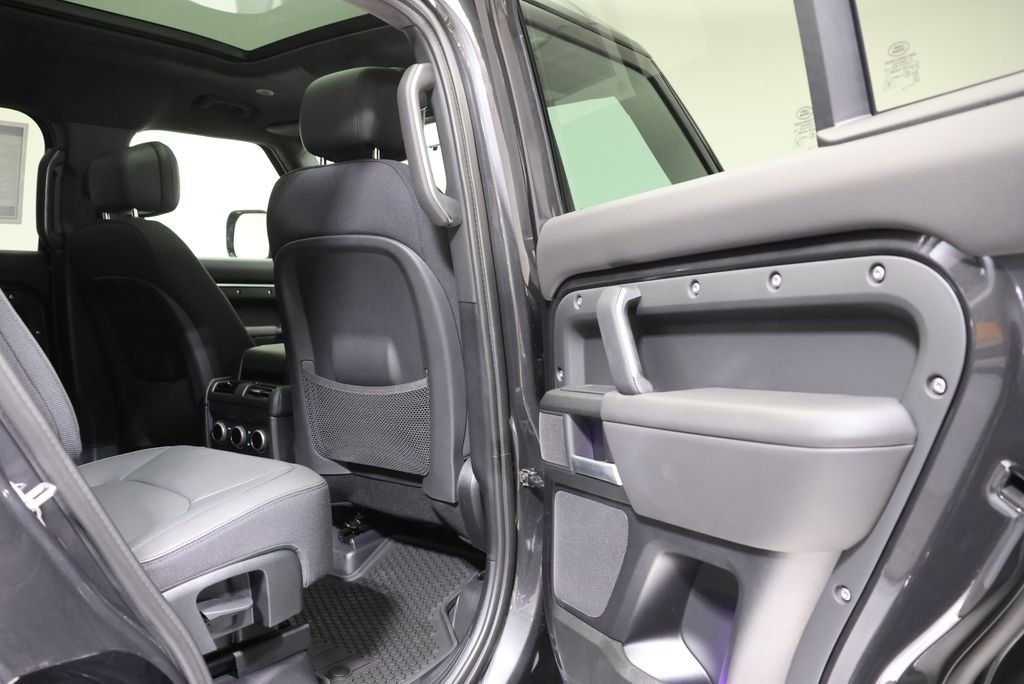 New 2026 Carpathian Grey LAND ROVER V8 image 43