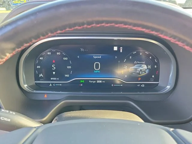 2022 Chevrolet Suburban RST - Photo 28