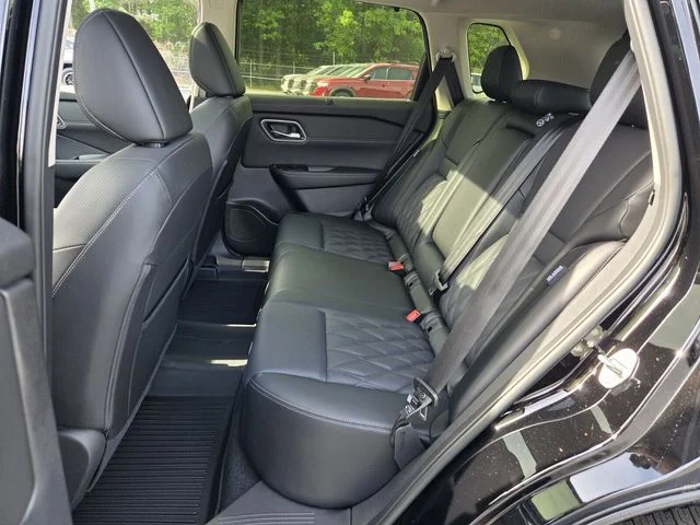 2026 Nissan Rogue Platinum - Photo 10
