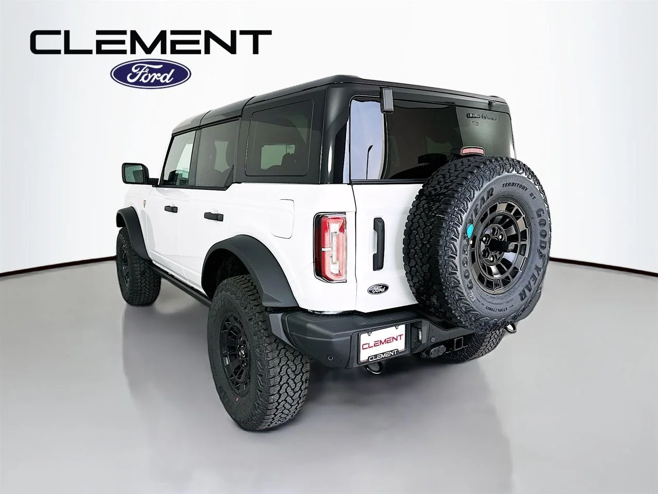 New 2026 Oxford White Ford Badlands® image 8