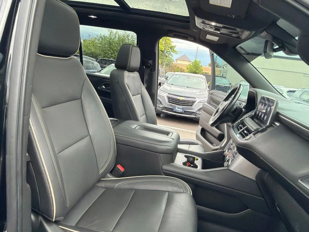 Used 2021 Black GMC SLT image 27