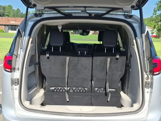 Used 2024 Silver Chrysler Touring L image 32