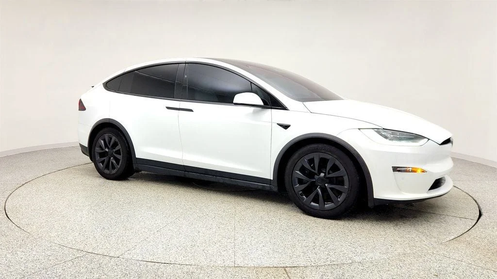 Used 2022 Pearl White Multi-Coat Tesla AWD image 3