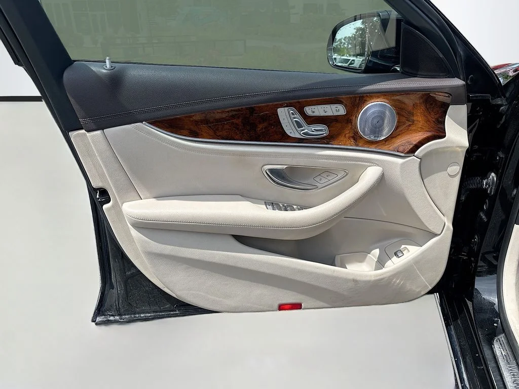 Used 2018 Black Mercedes-Benz E 400 image 38