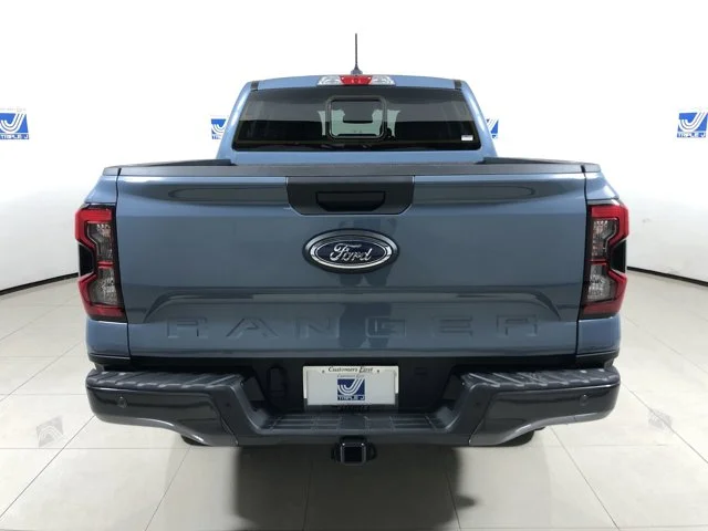 New 2025 AZURE GRAY Ford XLT w/ Sport Appearance Package Super Crew Cab image 17