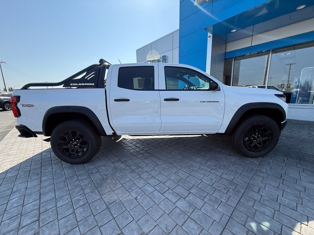 2026 Chevrolet Colorado Trail Boss - Photo 13