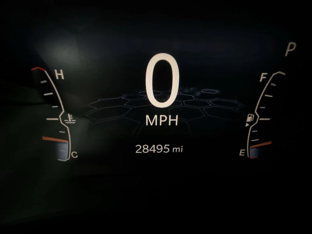 Used 2023 Diamond Black Jeep Limited image 18