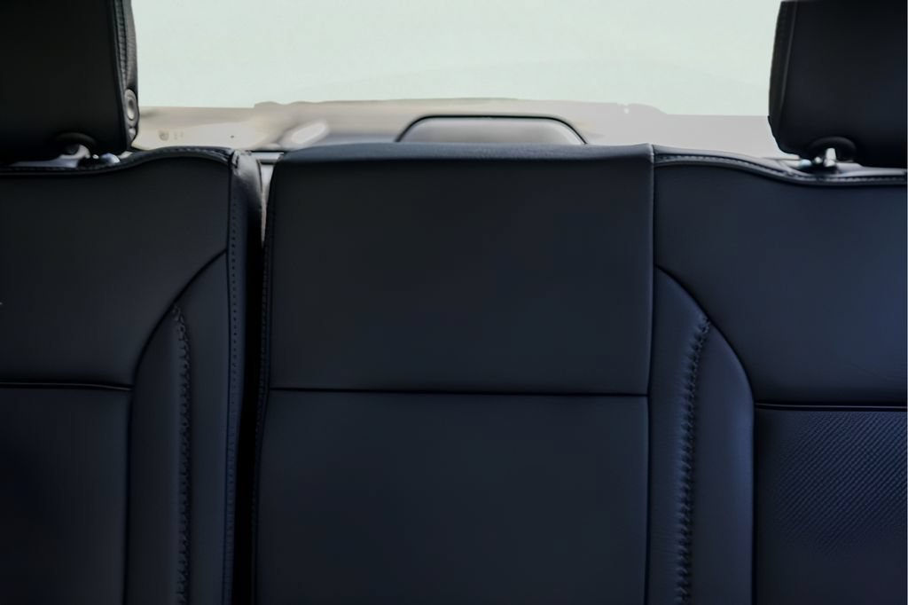 2026 GMC Yukon Denali - Photo 25