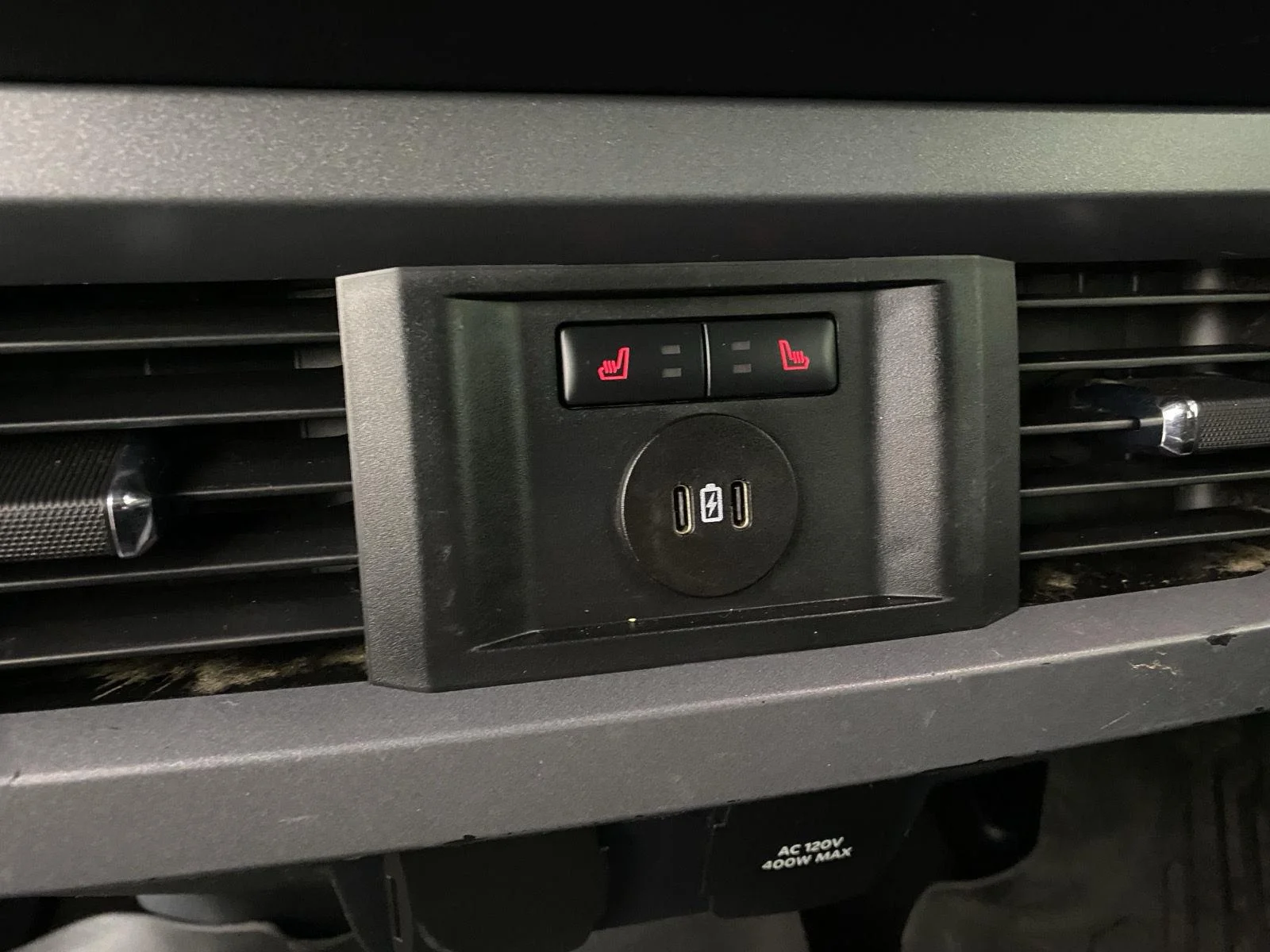 Used 2024 Agate Black Ford LARIAT image 24