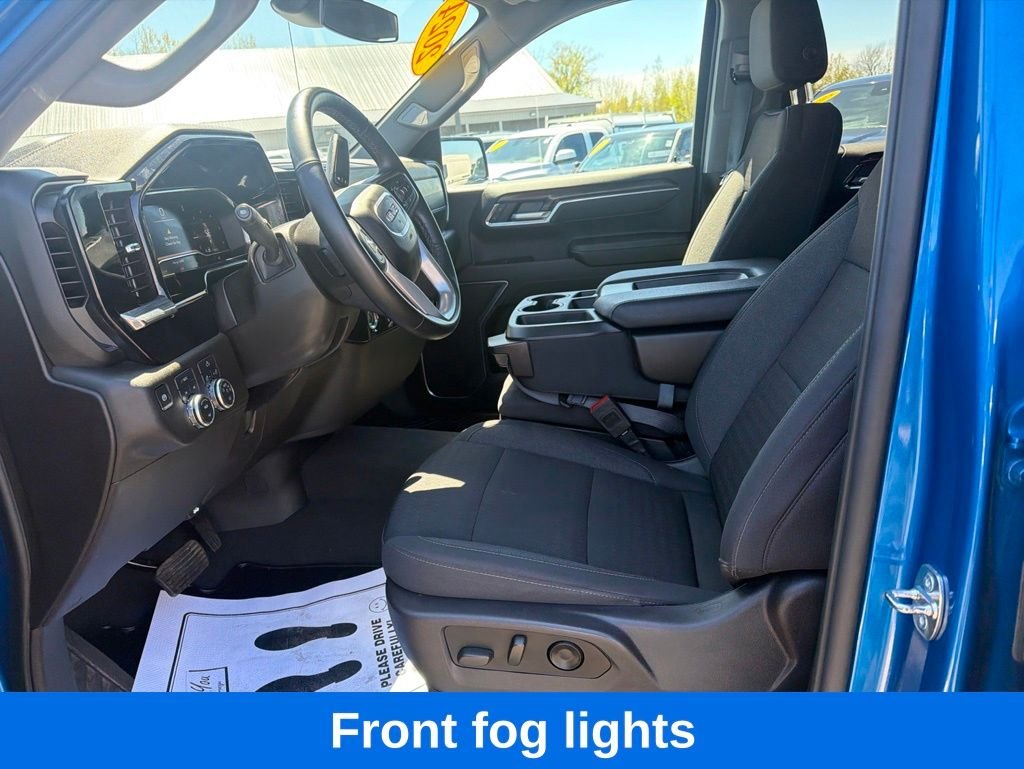 Used 2024 Blue GMC Elevation image 10