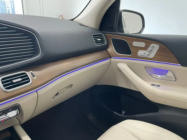 Certified Used 2026 Black Mercedes-Benz GLE 350 image 43