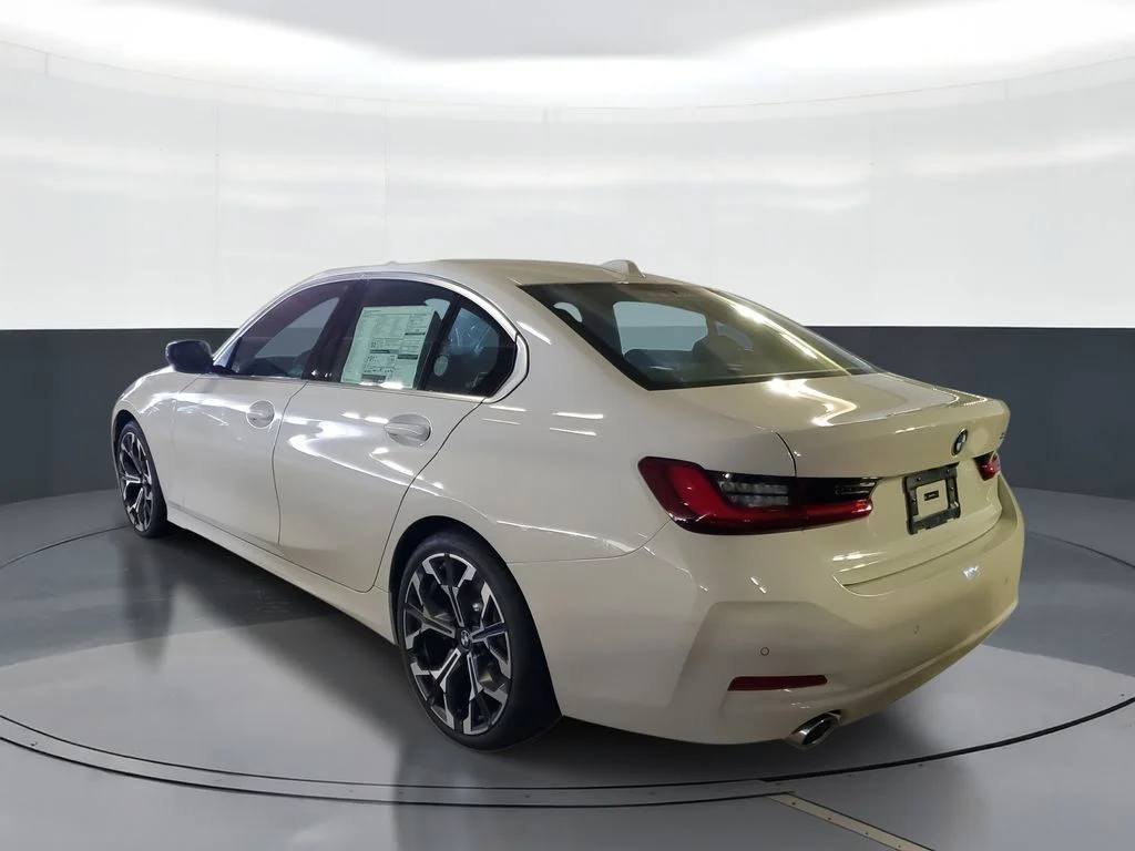 New 2026 Alpine White BMW 330i image 4