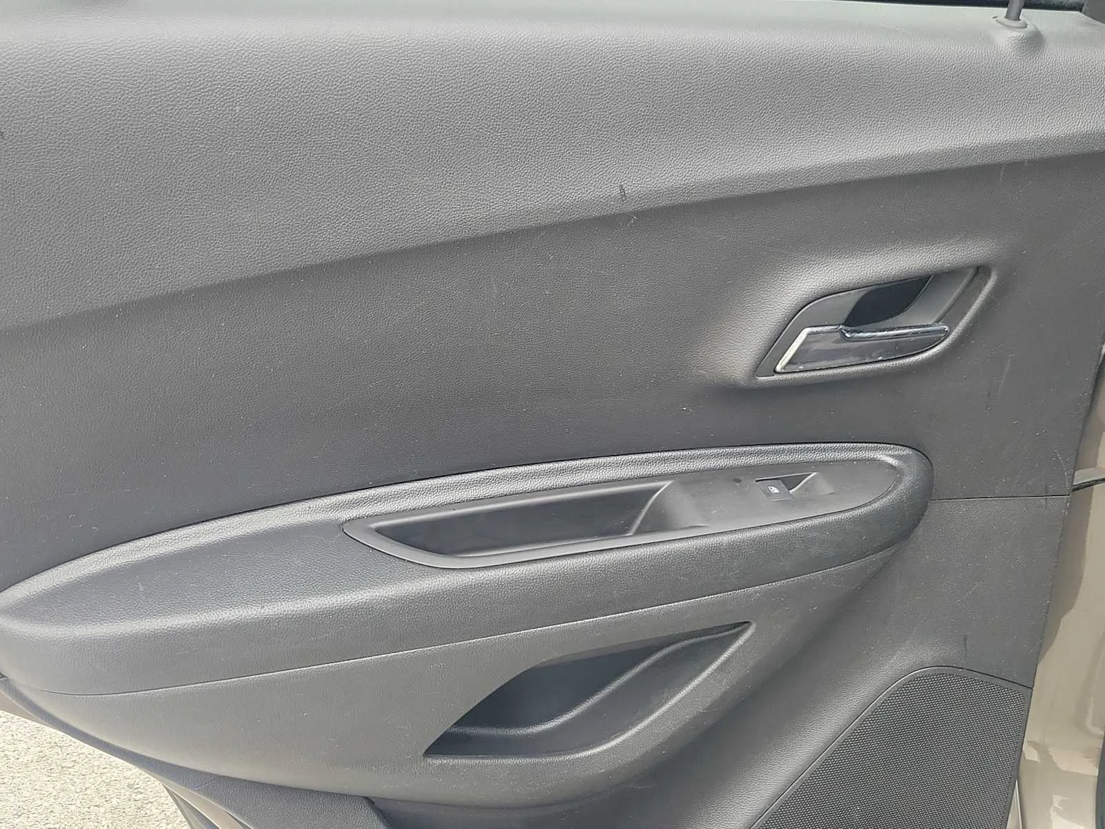 Used 2021 STONE GRAY METALLIC Chevrolet LS image 10