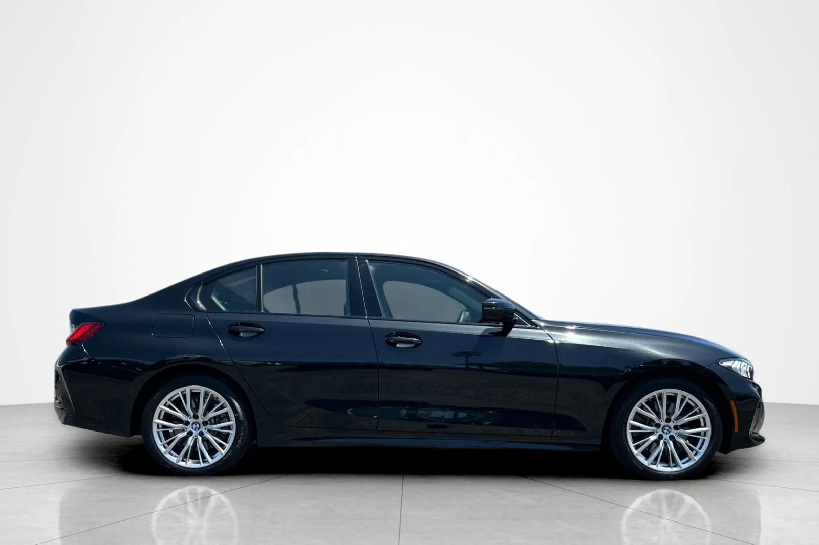 Used 2023 Black Sapphire Metallic BMW 330i image 6