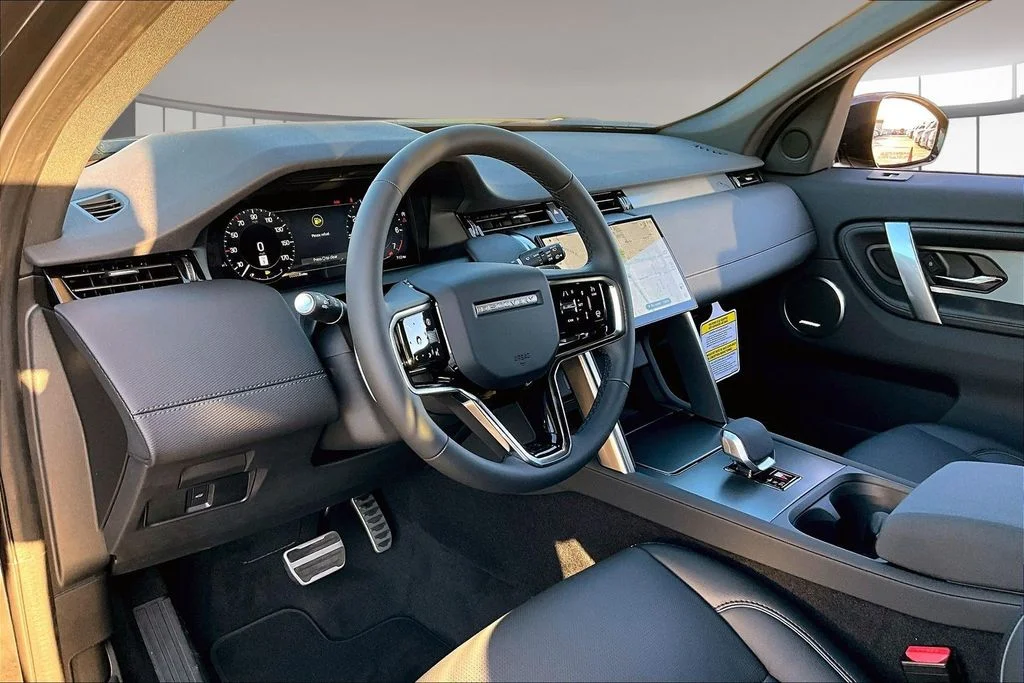 New 2026 Black Land Rover Landmark image 7