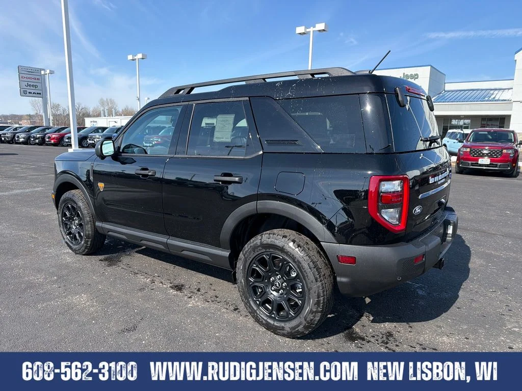New 2026 Black Ford Badlands image 4
