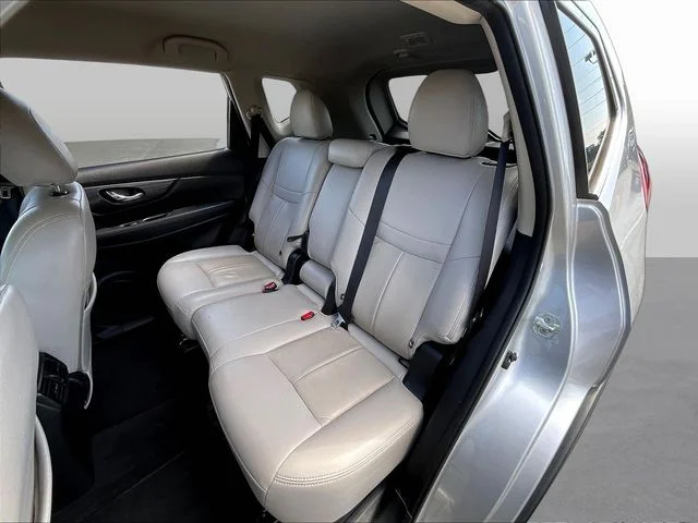 Used 2020 Silver Nissan SV image 23