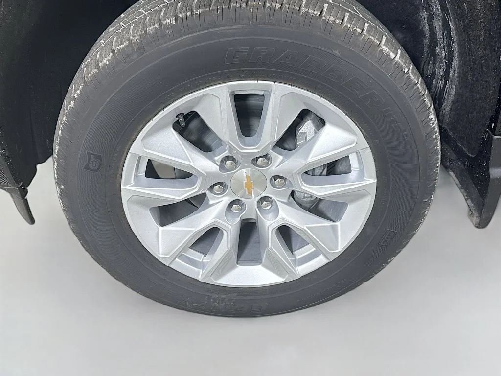 Used 2026 Black Chevrolet Custom image 29