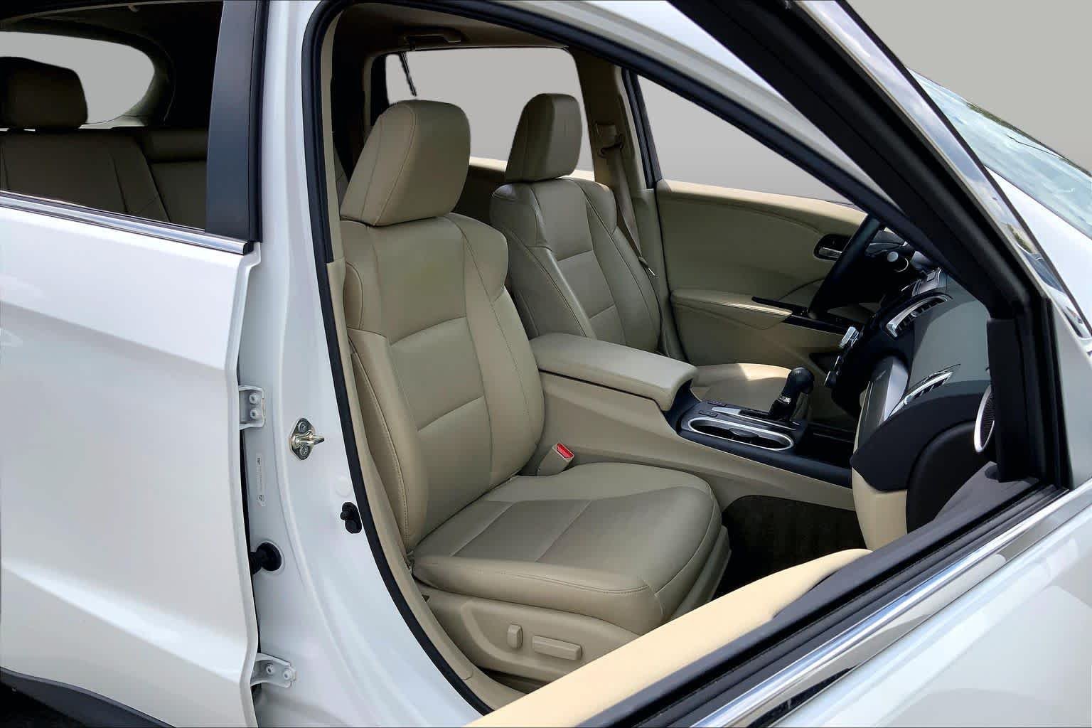 Used 2016 White Diamond Pearl Acura Tech Pkg image 9