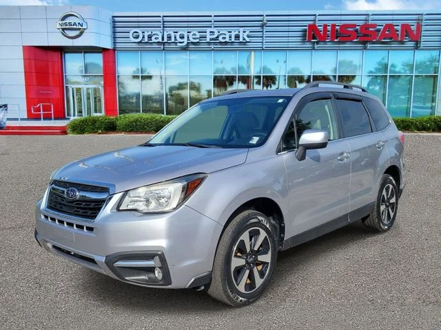 Used 2018 Silver Subaru 2.5i Limited image 4