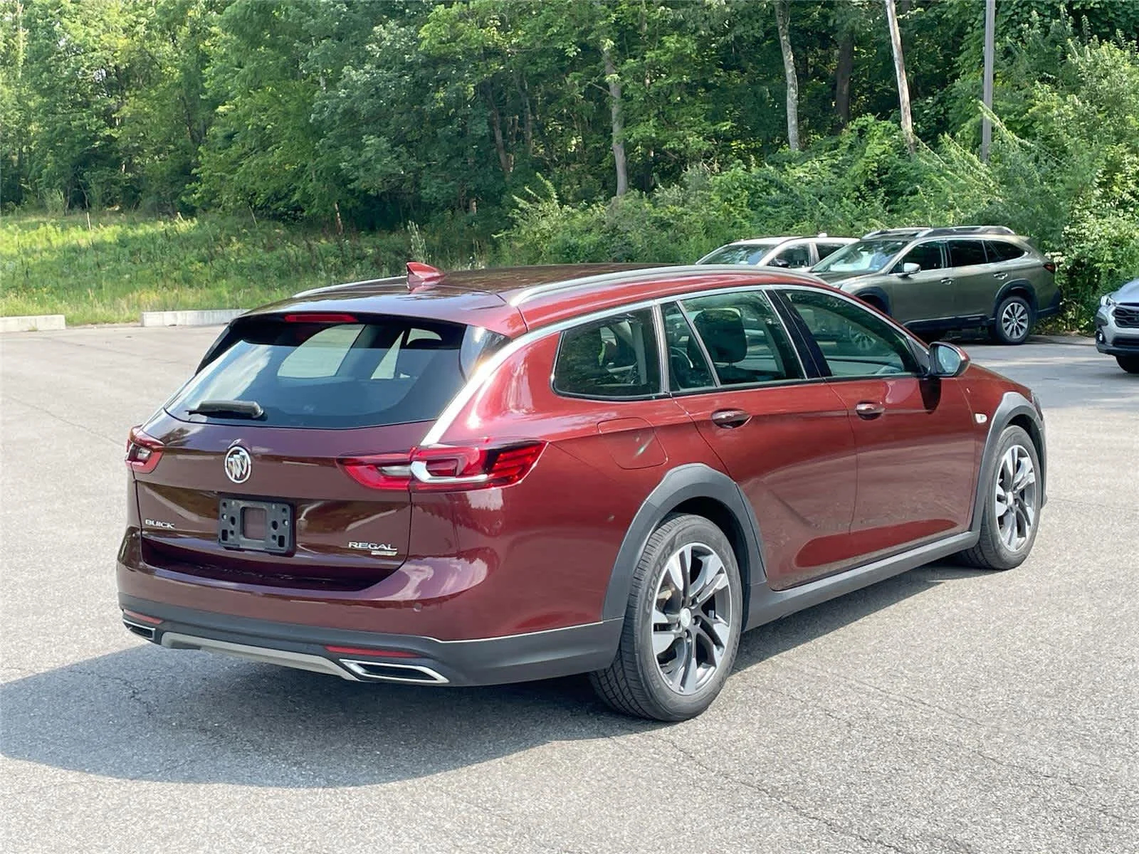 Used 2018 Rioja Red Metallic Buick Preferred image 5