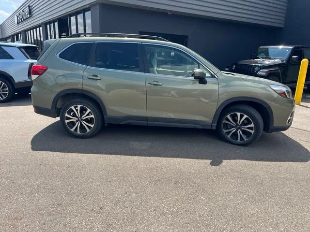 Used 2020 Jasper Green Metallic Subaru Limited image 2