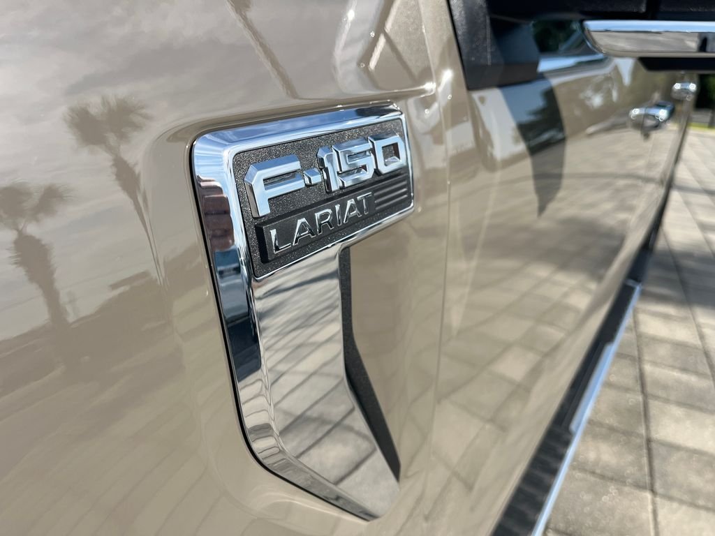 Used 2026 Gray Ford Lariat image 10