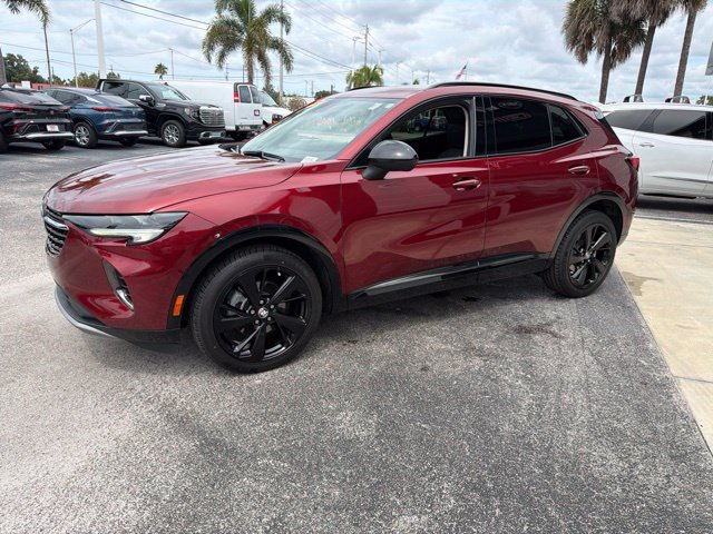 Used 2022 CINNABAR METALLIC Buick Preferred image 4