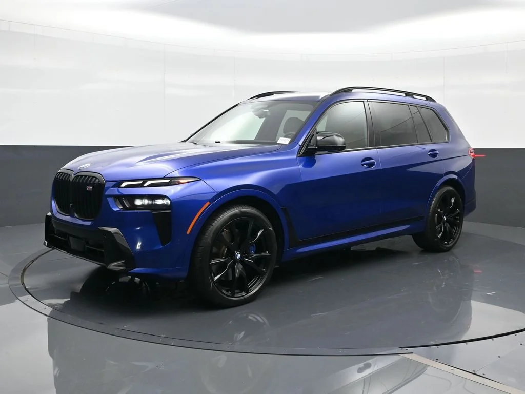 2024 BMW X7 M60i's photo
