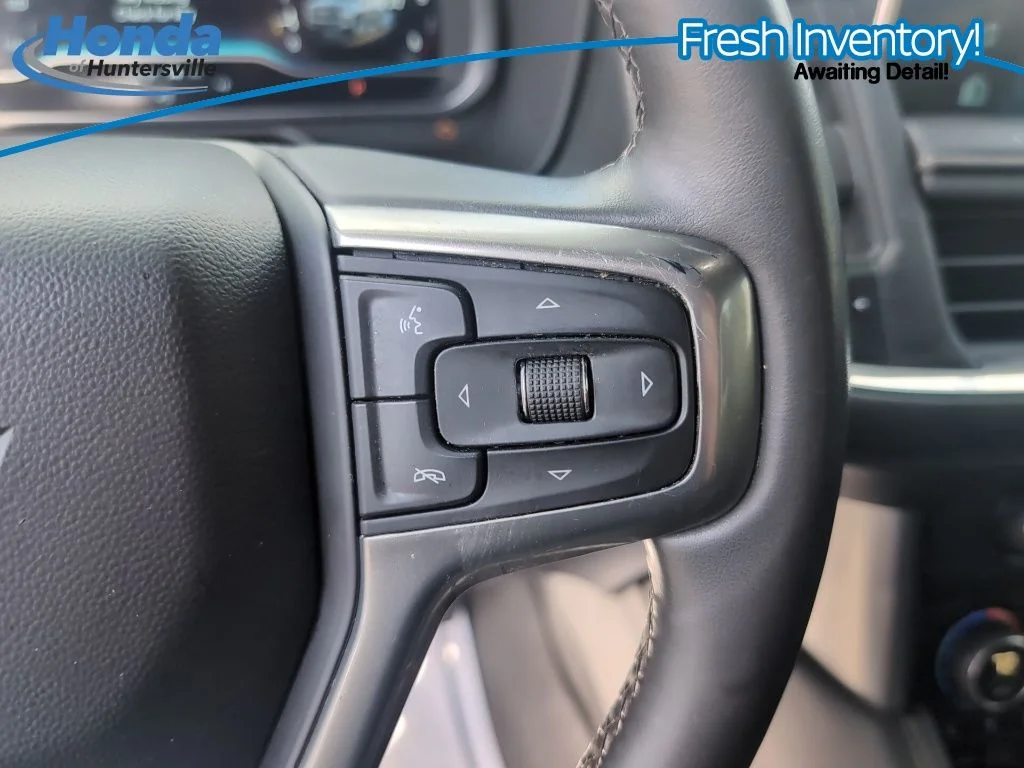 Used 2023 Summit White Chevrolet Premier image 28