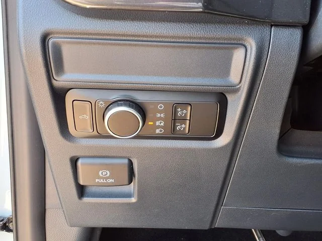 New 2026 Avalanche Ford STX image 12