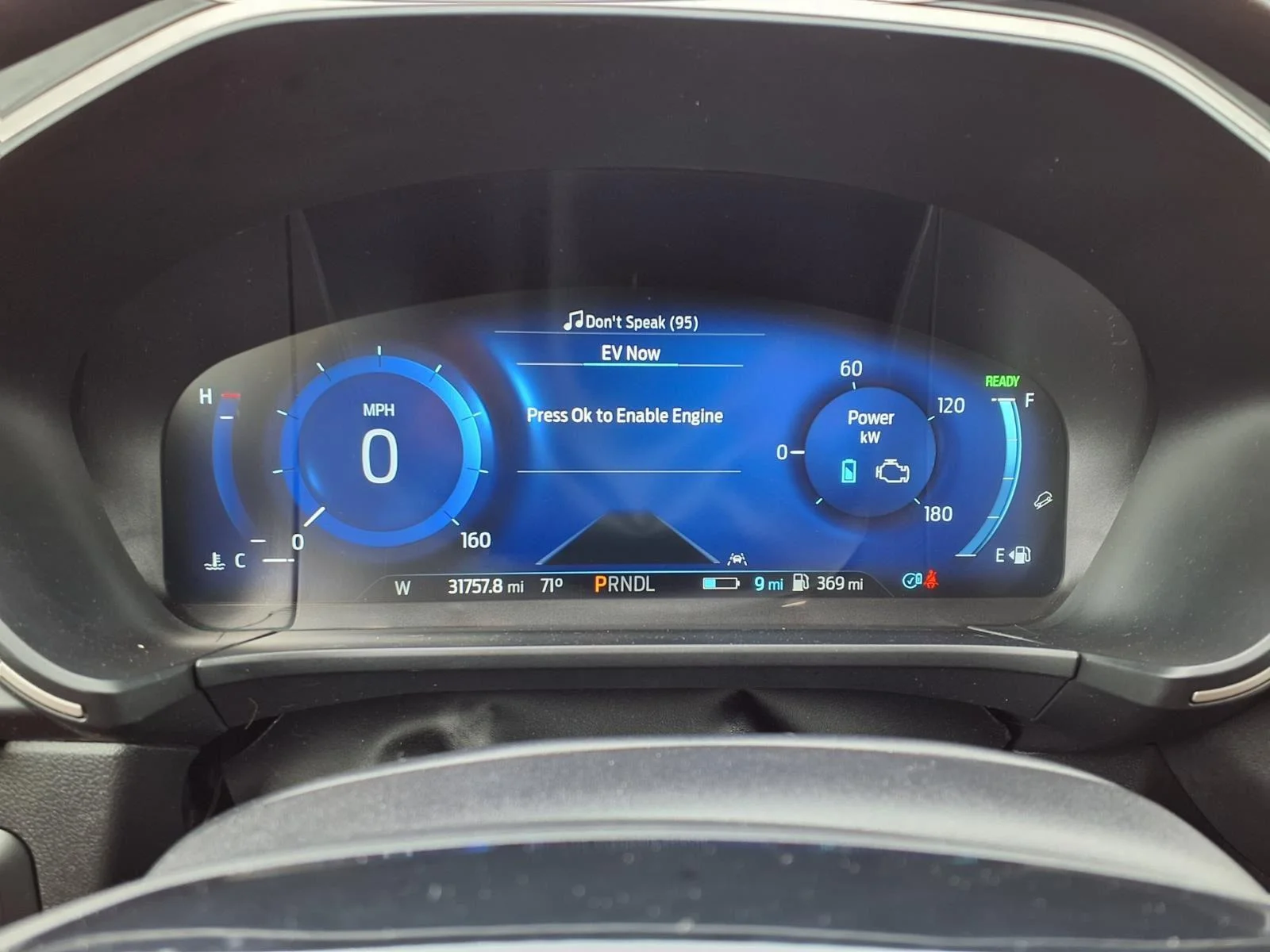 Used 2022 Agate Black Metallic Ford SEL Plug-In Hybrid image 24