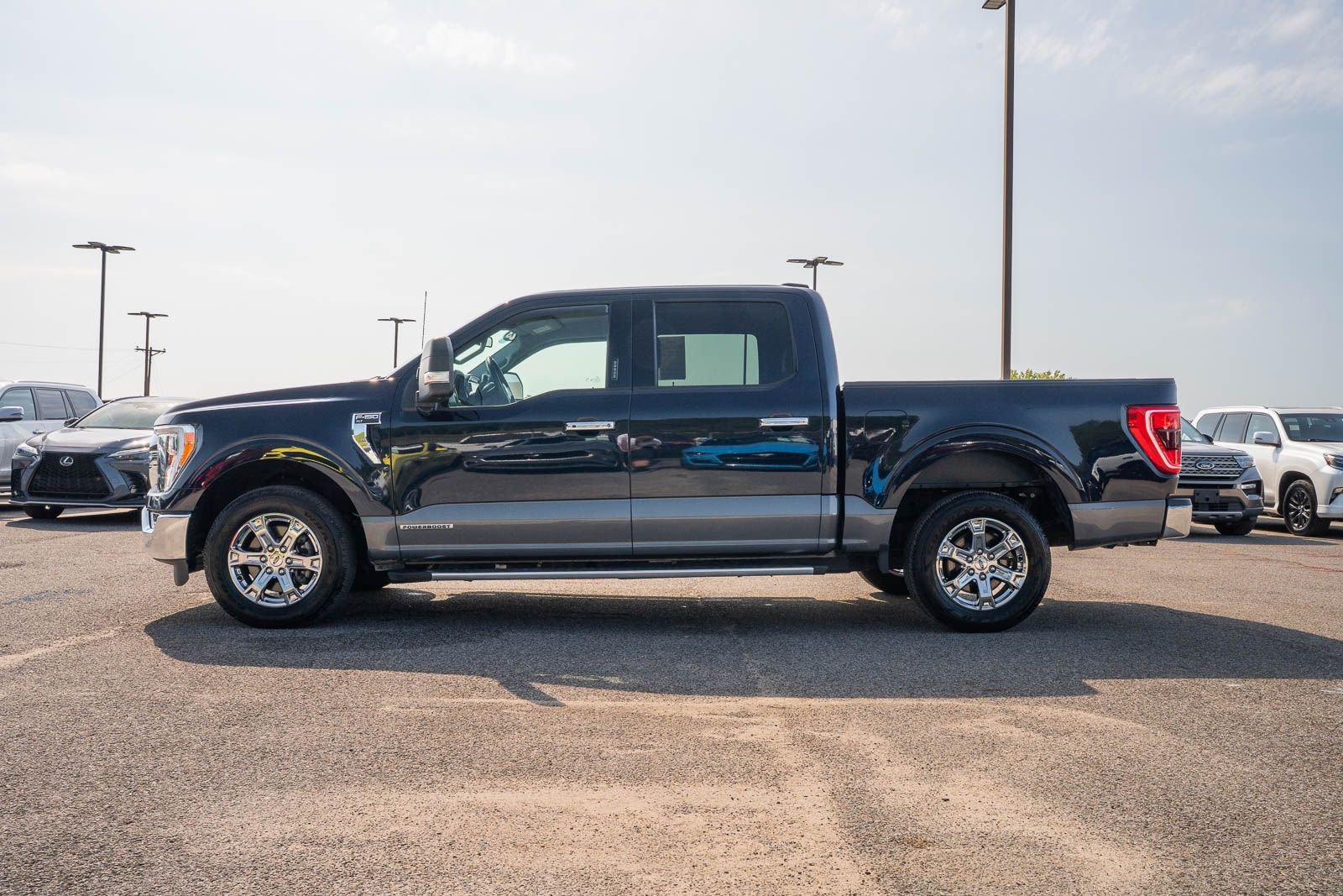 Used 2023 Antimatter Blue Metallic Ford XLT image 4