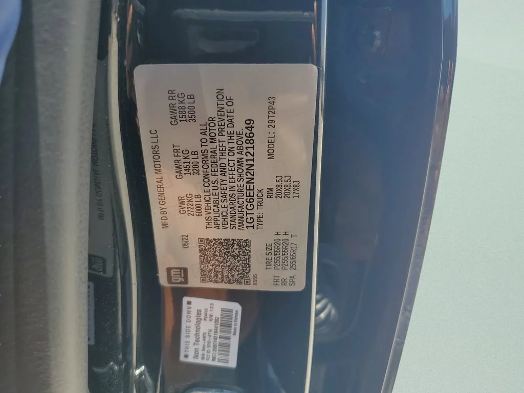 Used 2022 Onyx Black GMC Denali image 24
