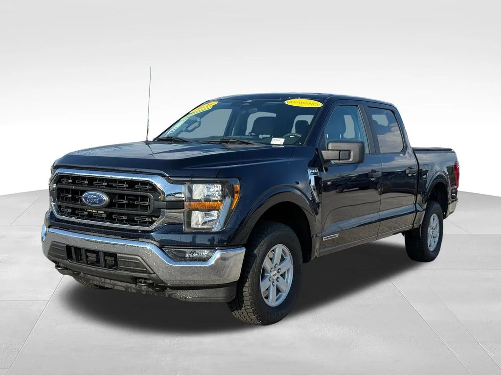 Used 2023 Blue Ford XLT image 1