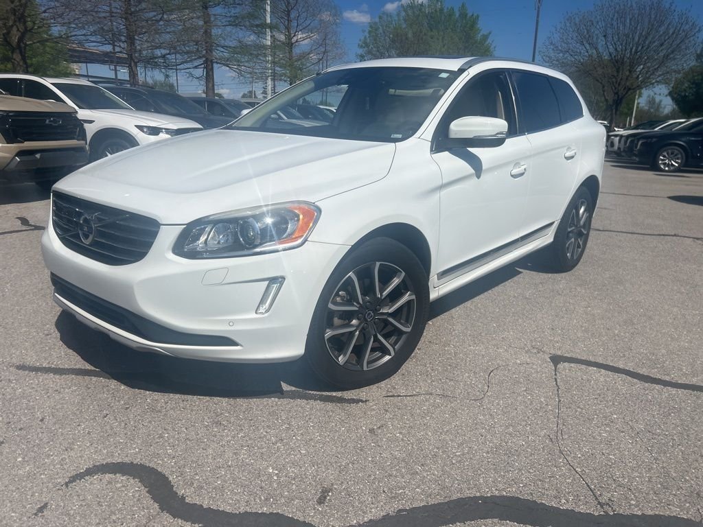 2016 Volvo XC60 T6 Platinum