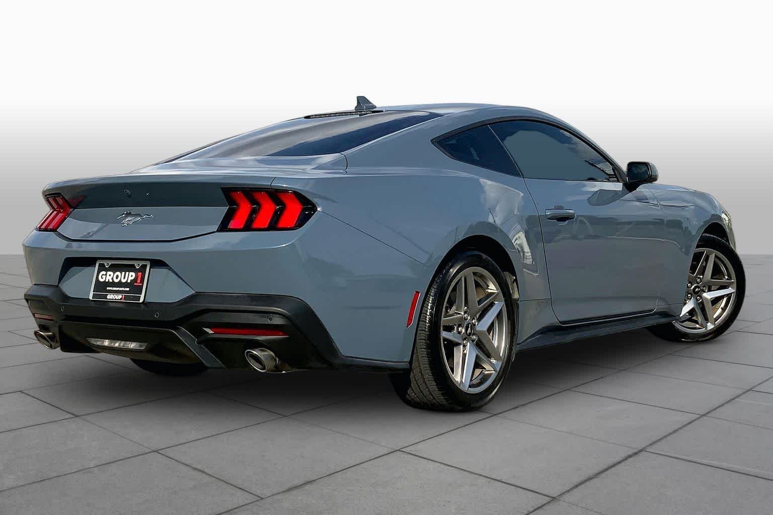 Used 2024 Vapor Blue Metallic Ford EcoBoost Premium image 12