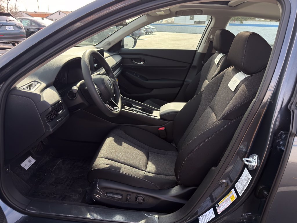 New 2026 Meteorite Gray Metallic Honda SE image 17