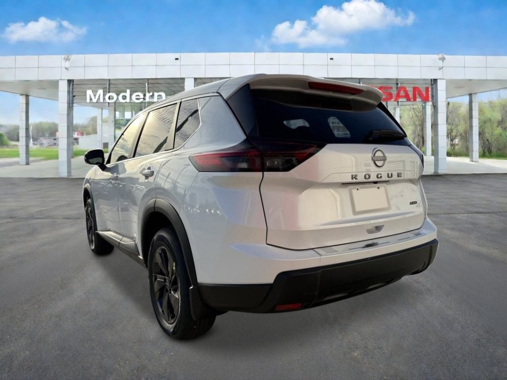 New 2026 Everest White Pearl Tricoat Nissan SV image 3