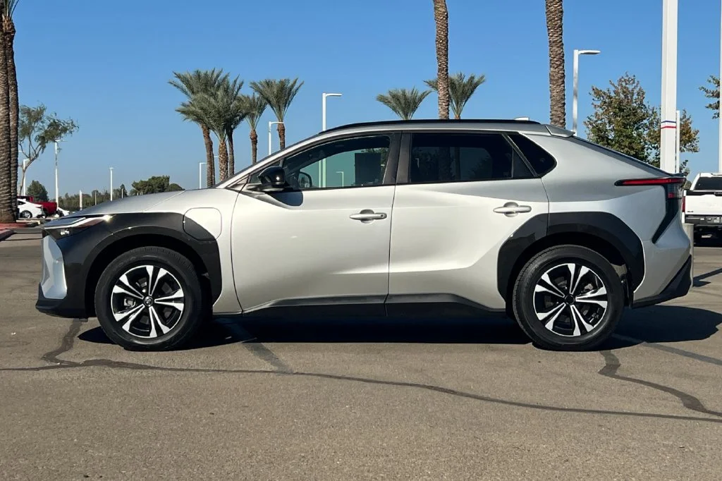 Certified Used 2023 Silver Toyota XLE image 9