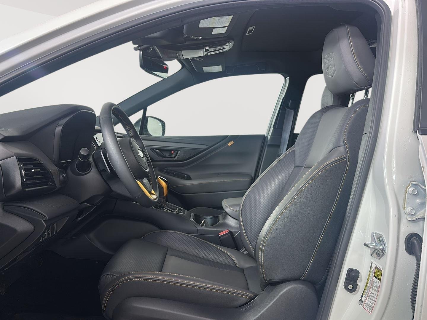 Used 2025 Crystal White Pearl Subaru Wilderness image 5