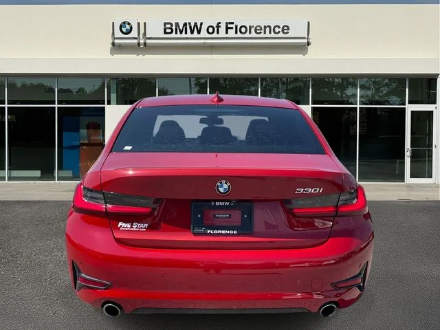 Used 2021 Red BMW 330i image 5