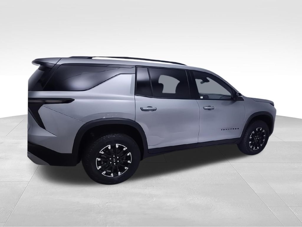 Used 2025 Gray Chevrolet Z71 image 8