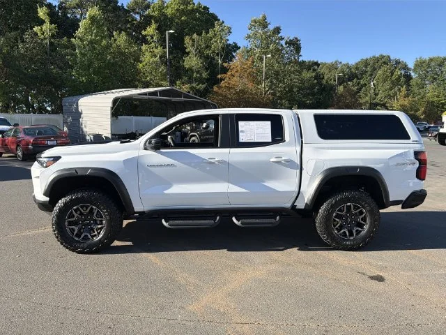 Used 2025 White Chevrolet ZR2 image 15