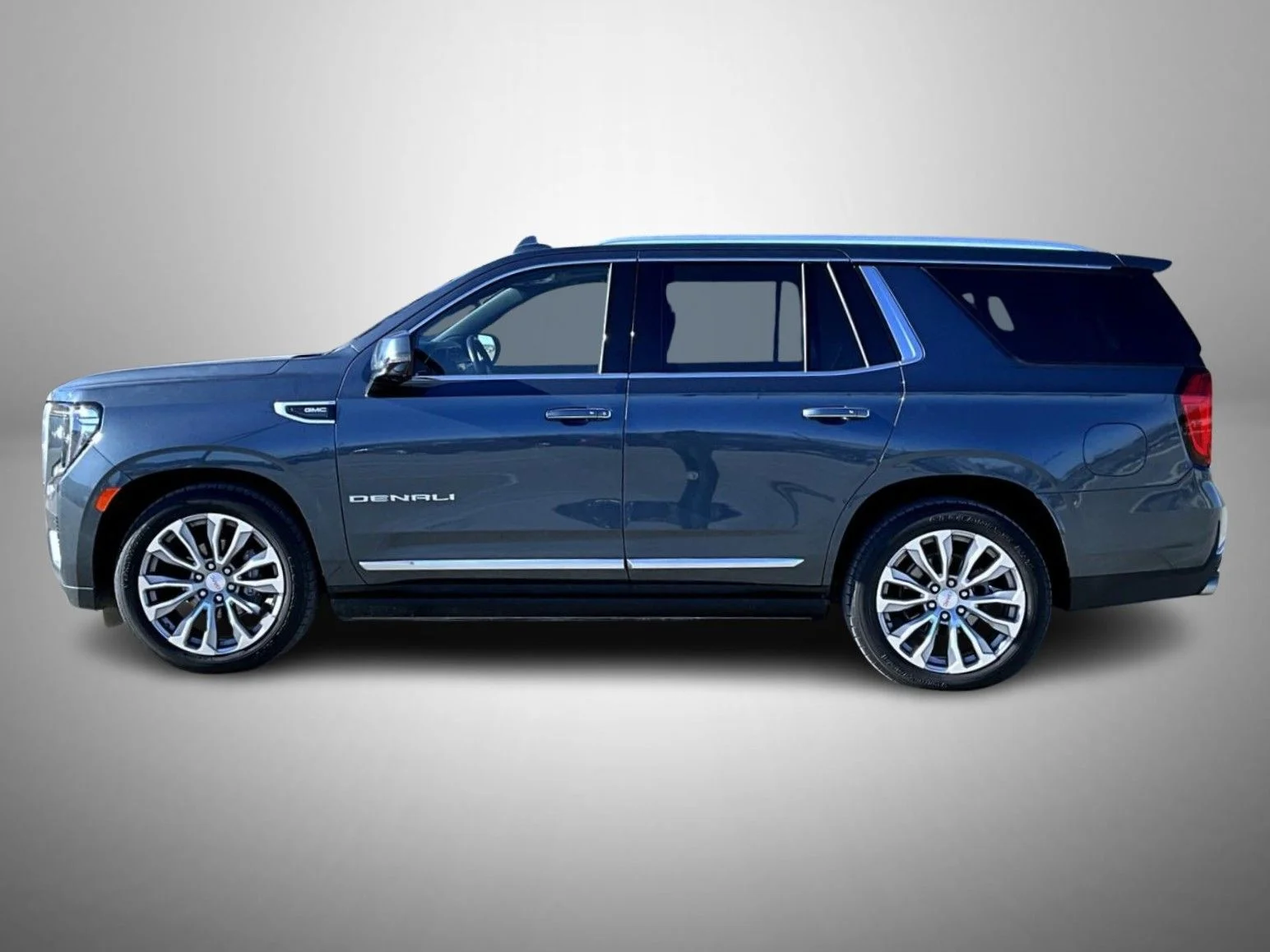 Used 2021 Blue GMC Denali image 8