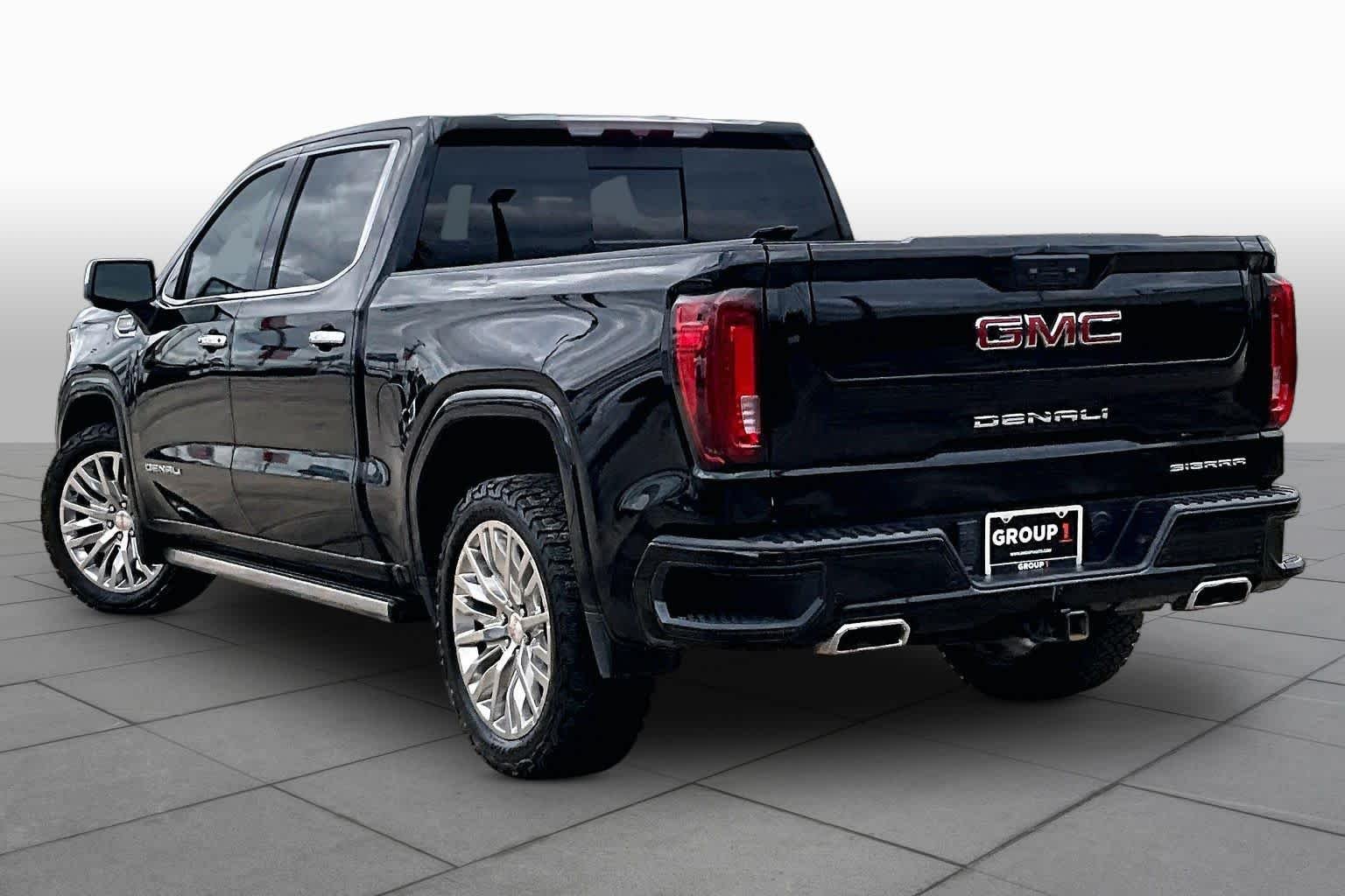 Used 2022 Onyx Black GMC Denali image 12