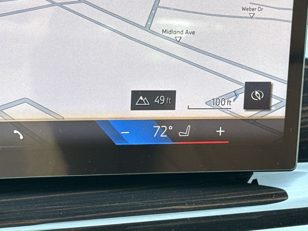 New 2026 White BMW xDrive40i image 19