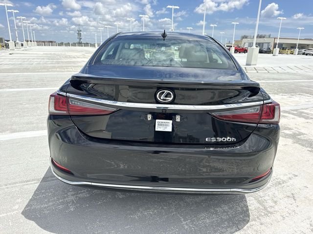 Certified Used 2024 OBSIDIAN Lexus 300h image 24